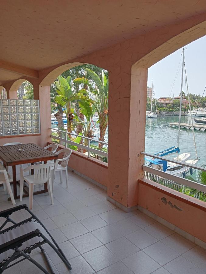 Trilocale "Alicudi" In Portorosa Villa Furnari Kültér fotó
