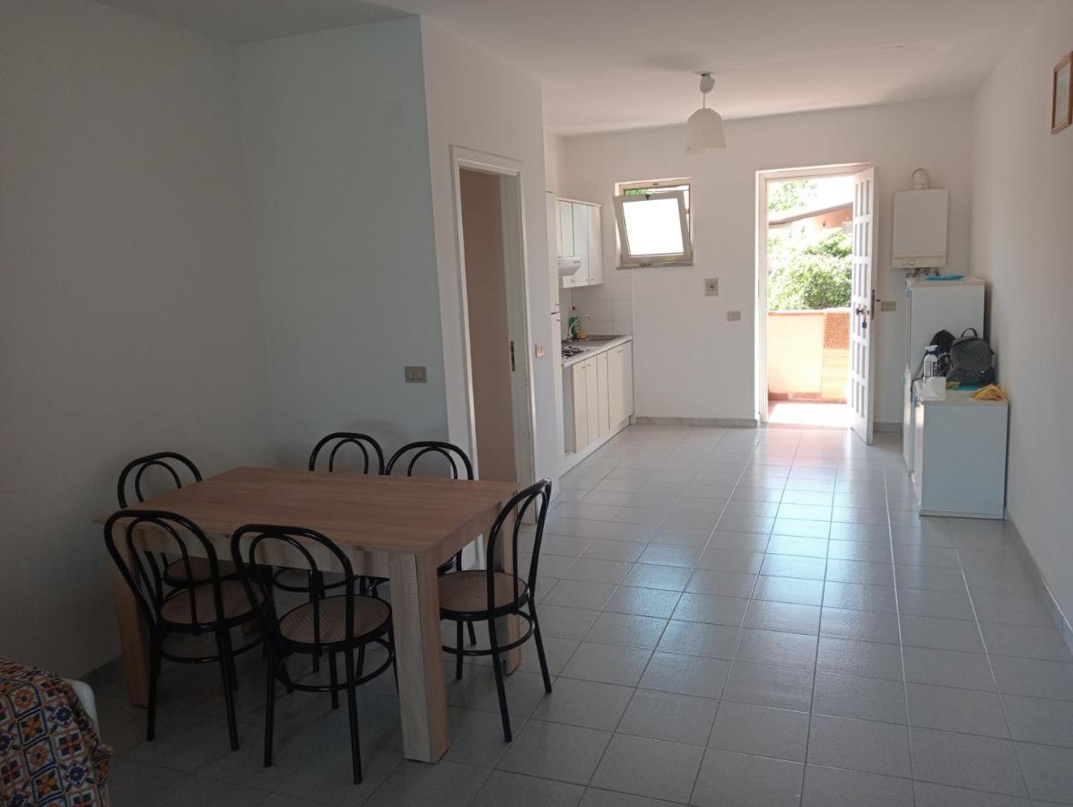 Trilocale "Alicudi" In Portorosa Villa Furnari Kültér fotó