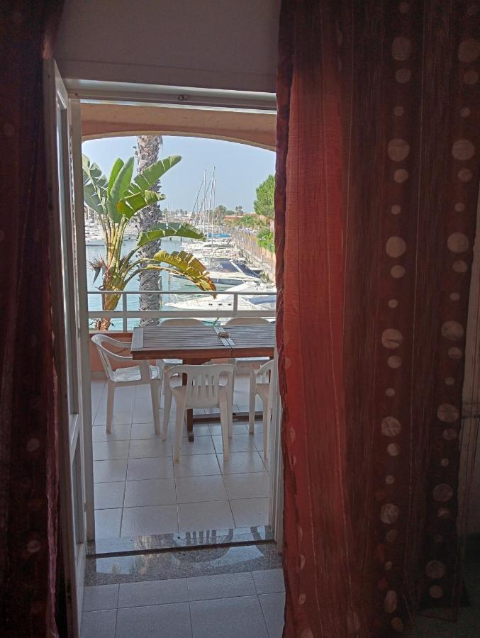 Trilocale "Alicudi" In Portorosa Villa Furnari Kültér fotó