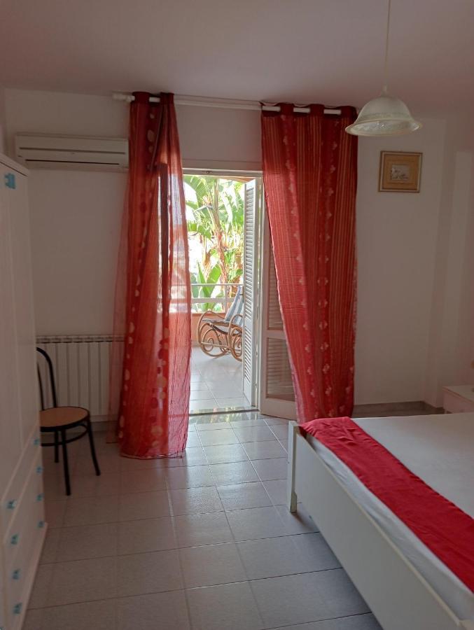 Trilocale "Alicudi" In Portorosa Villa Furnari Kültér fotó
